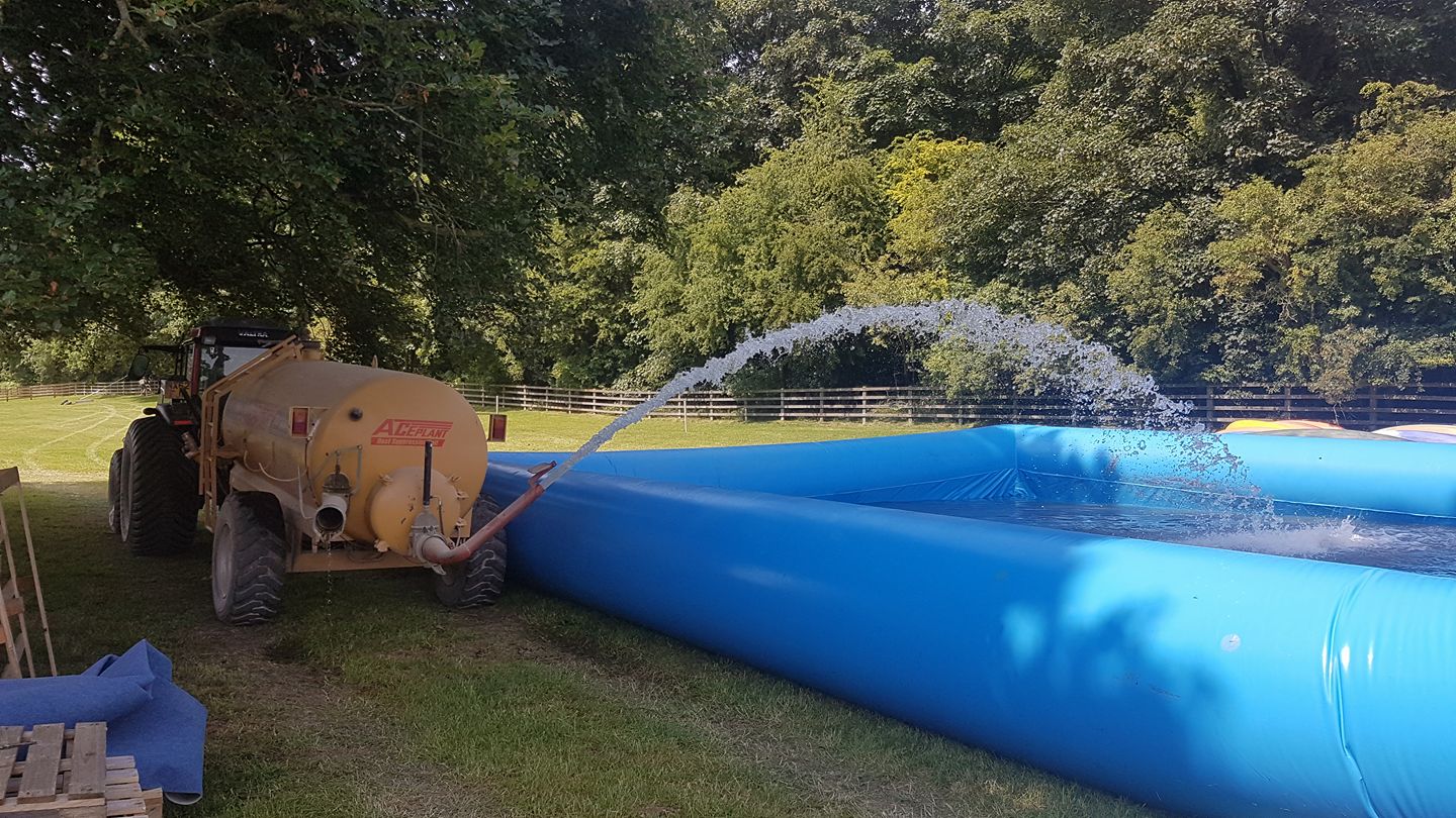 We are so pleased to announce that Aldwark are running the Kayak pool this week...